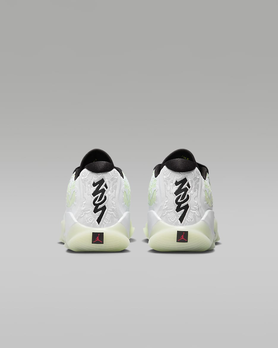 Zion 3 Older Kids Basketball Shoes
